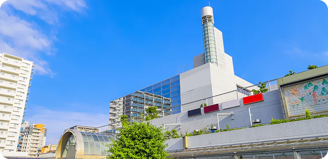 「川西能勢口駅」よりすぐ 便利な好アクセス